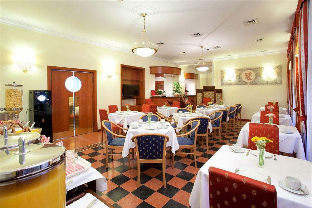 Hotel Tivoli Praga Esterno foto