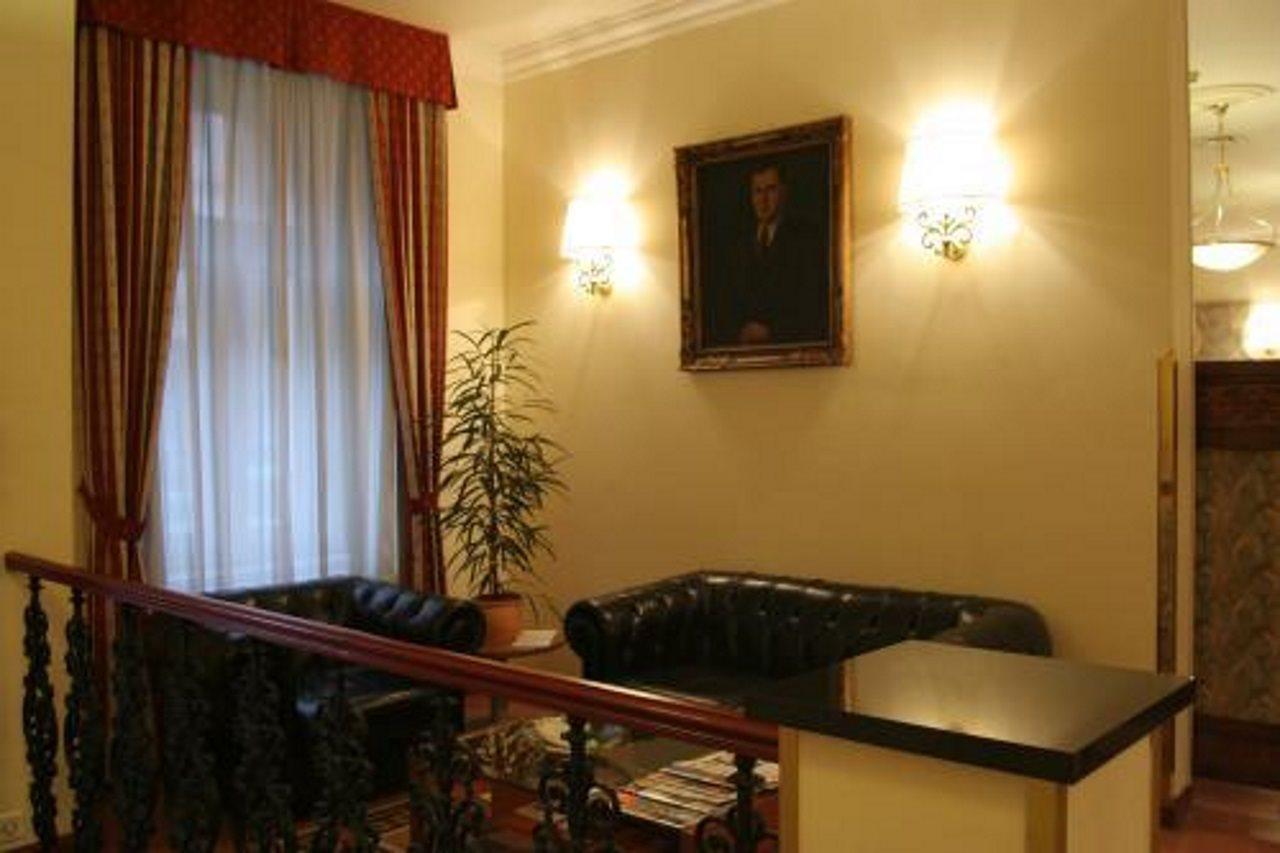 Hotel Tivoli Praga Esterno foto