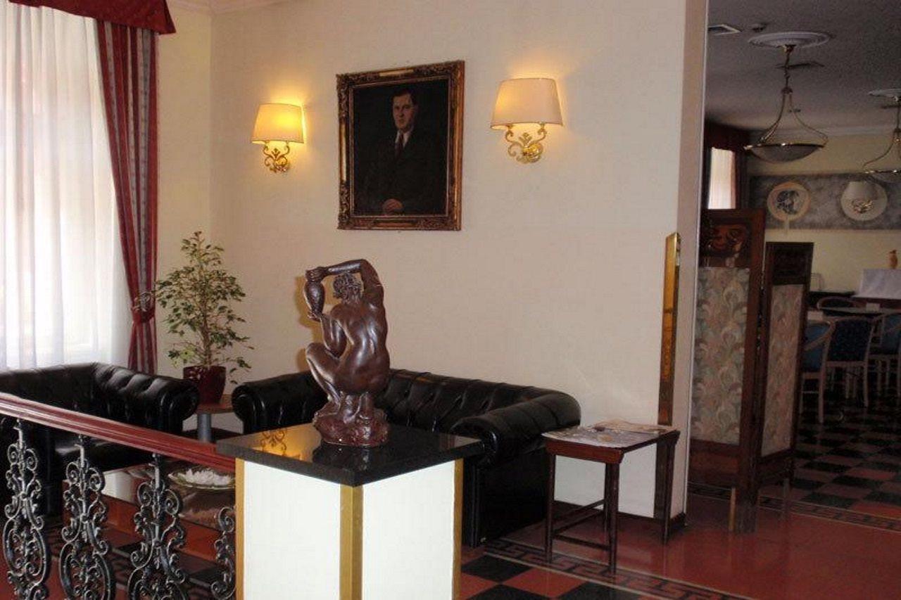 Hotel Tivoli Praga Esterno foto