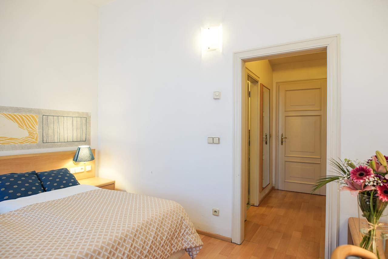 Hotel Tivoli Praga Esterno foto