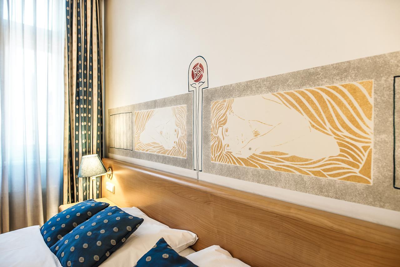 Hotel Tivoli Praga Esterno foto