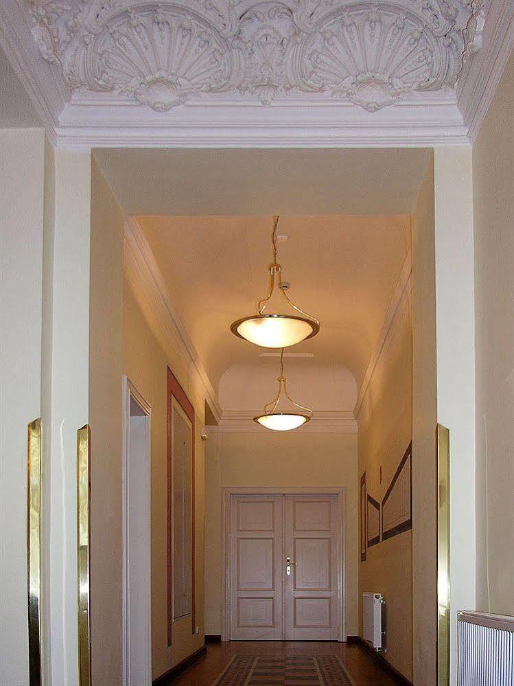 Hotel Tivoli Praga Esterno foto